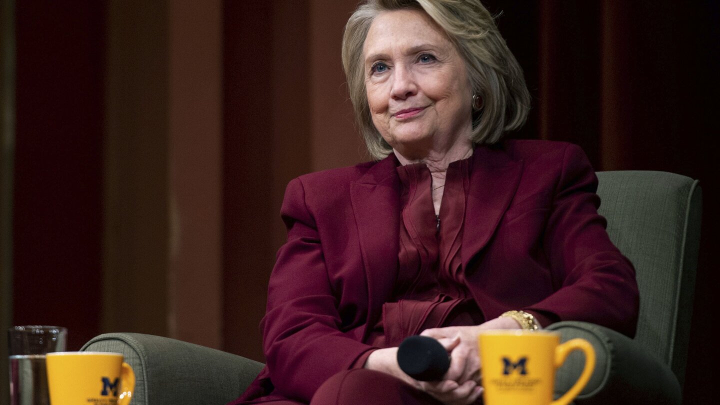 Hillary clinton hamilton on sale